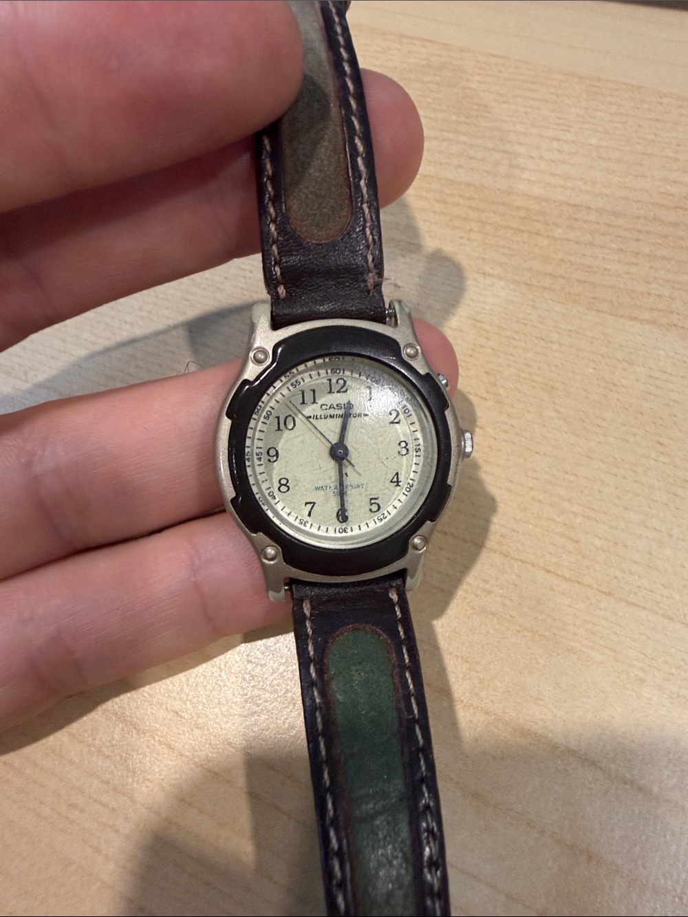 Vintage Casio LQ-141 Watch